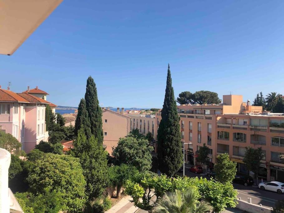 BANDOL: ÉLÉGANT et COSY 2 PIÈCES, PROCHE VILLE et PLAGE Exterior foto